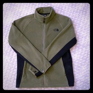 Men’s North Face jacket